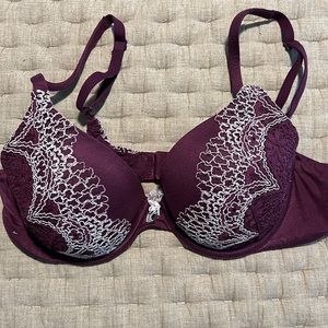 Victoria’s Secret Body by Victoria Lined Perfect Coverage Bra